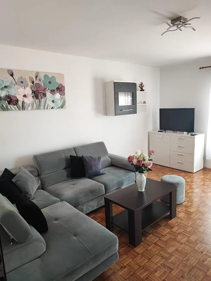 פולה Apartment Eva