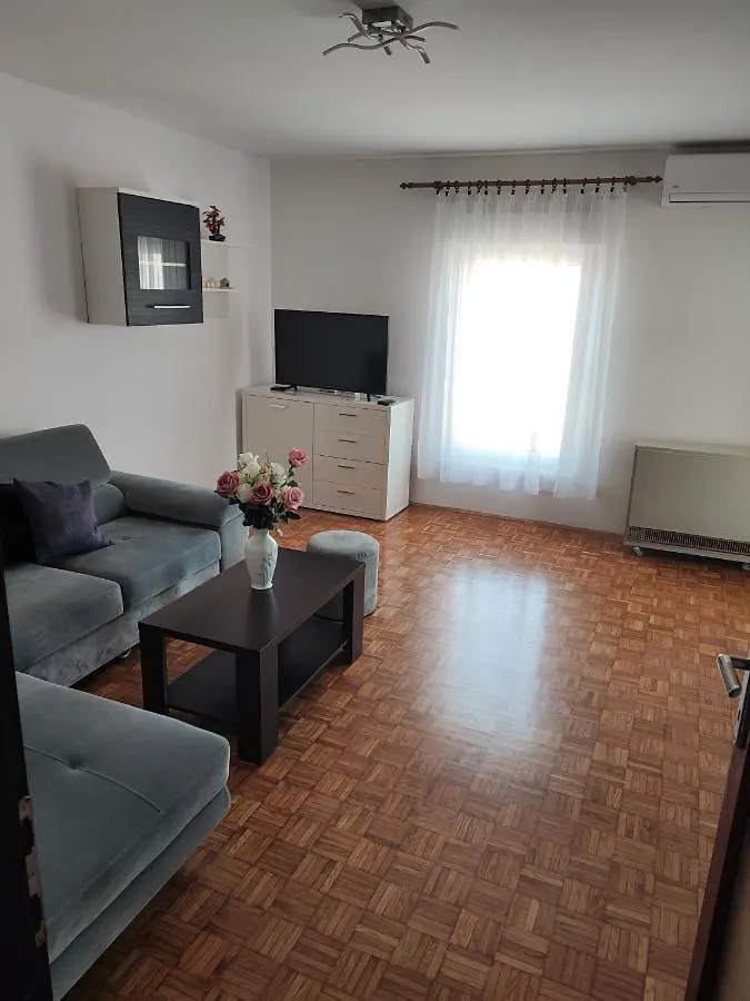 פולה Apartment Eva 0*,  קרואטיה